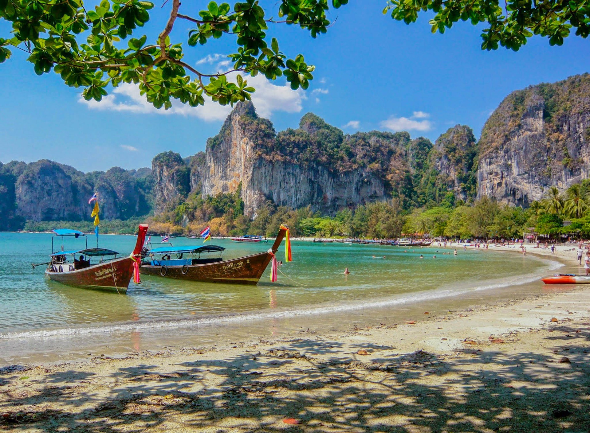 תאילנד: נופים עוצרי נשימה וטיול חווייתי!