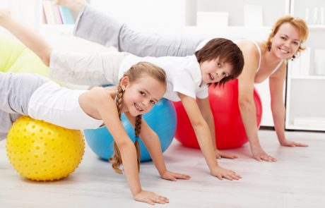 פעילות ספורטיבית לילדים: 5 פעילויות שתוכלו לעשות בבית