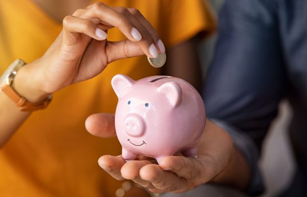 מתמודדים עם יוקר המחייה: איך לחסוך כסף בצורה נכונה?